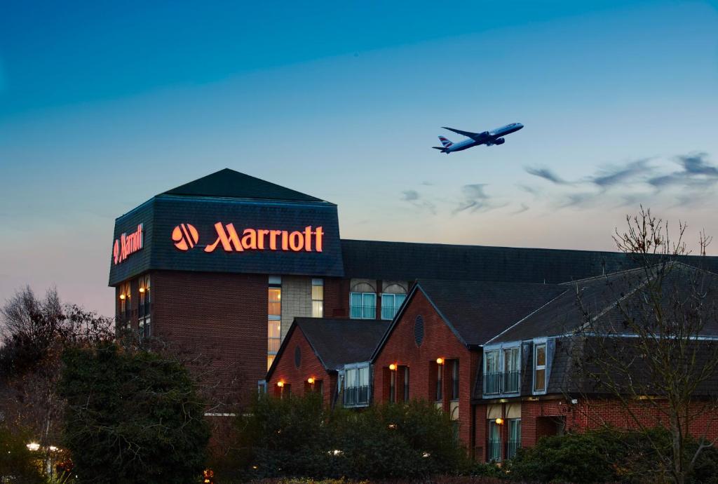 Delta Hotels by Marriott Heathrow Windsor